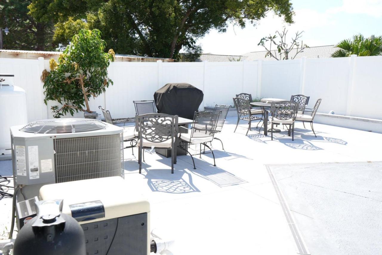 Vila Hosting 1 Tampa Exteriér fotografie